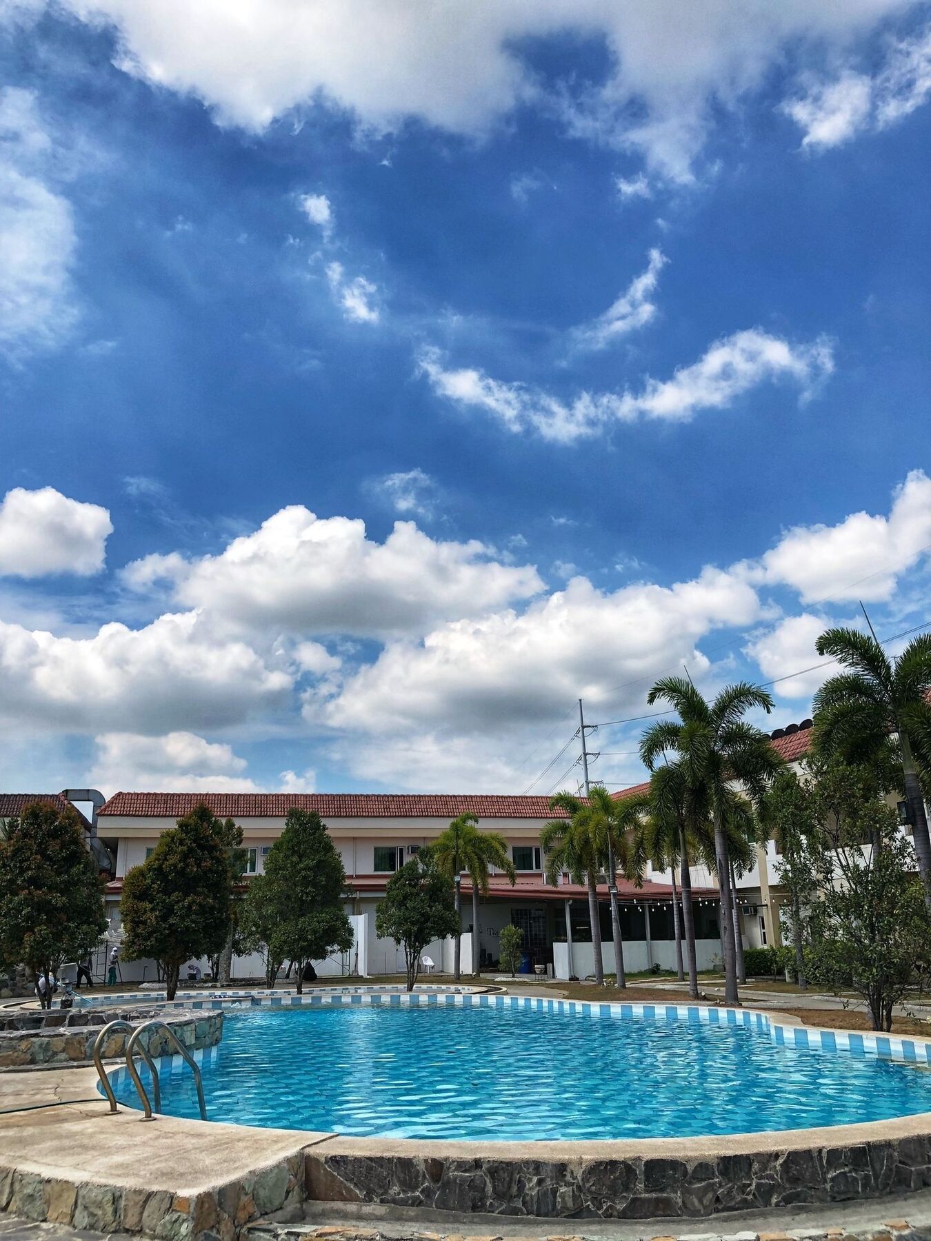 King'S Royale Hotel And Resort Bacolor エクステリア 写真